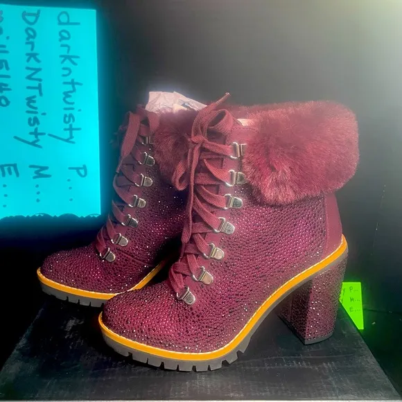 BNIB INTERNATIONAL CONCEPTS RHINESTONE BURGUNDY FUR CUFF ANKLE BOOTS GORGEOUS!