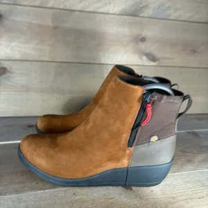bog vista rugged womens size 7 shoes brown leather waterproof ankle boots