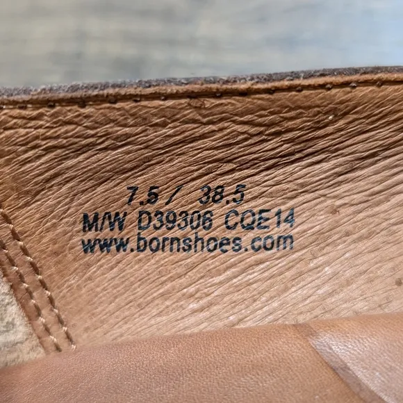 Born Brown Heeled Loafers Size‎ 7.5
