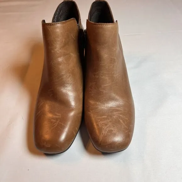 Born Women's Kenzi Ankle Boot Brown Leather Size 7 NWOB $150