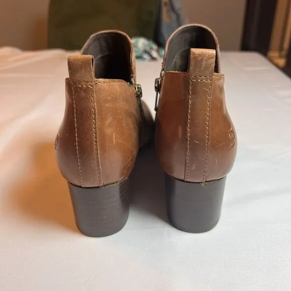 Born Women's Kenzi Ankle Boot Brown Leather Size 7 NWOB $150