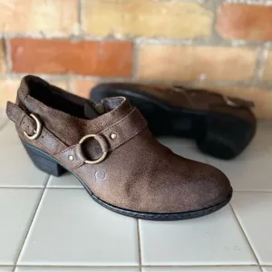 Born Zowy Tobacco Suede Ankle Booties Boots Shoes Heeled Women's size 9.5