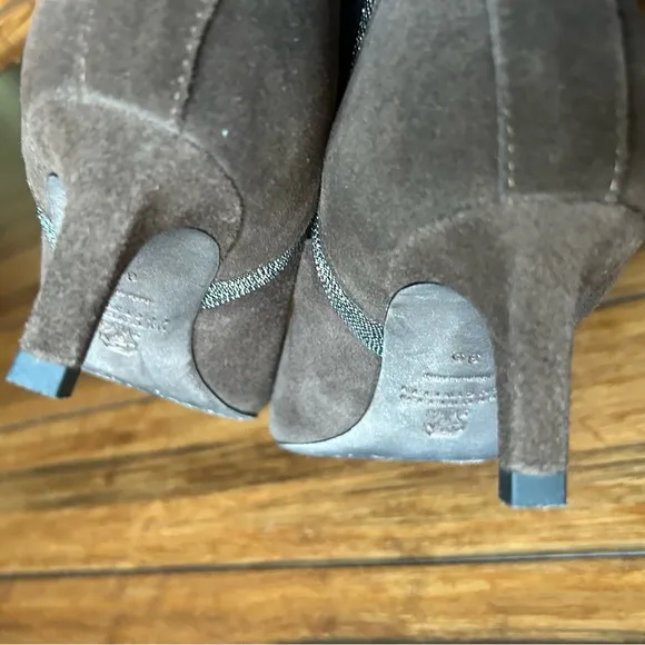 Brunello Cucinelli Suede Chelsea Khaki Ankle Boots with Kitten Heel