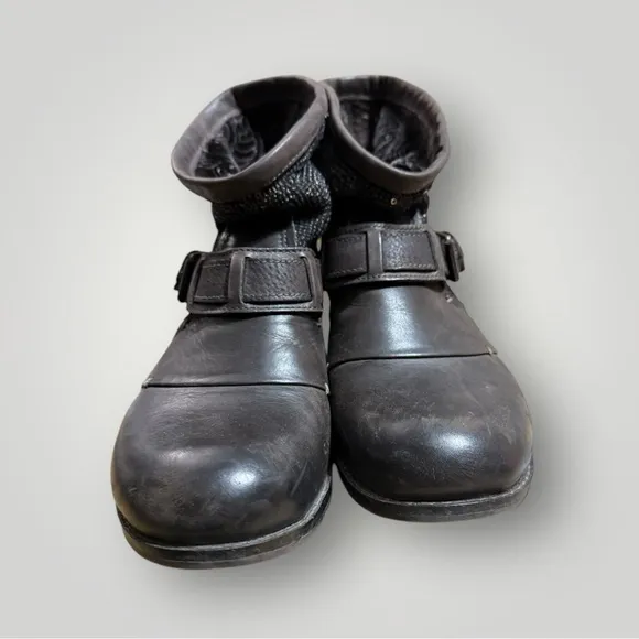 Bunker women’s size 38 EU or 7.5 US brown boots.