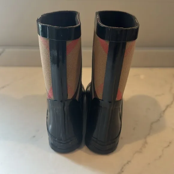 Burberry Kids House Check Panelled Rain Boots size 11