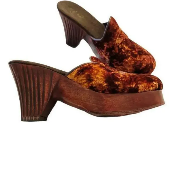 CALLEEN CORDERO Womens Velvet Wooden Clogs Mules Designer Handmade Size 9.5