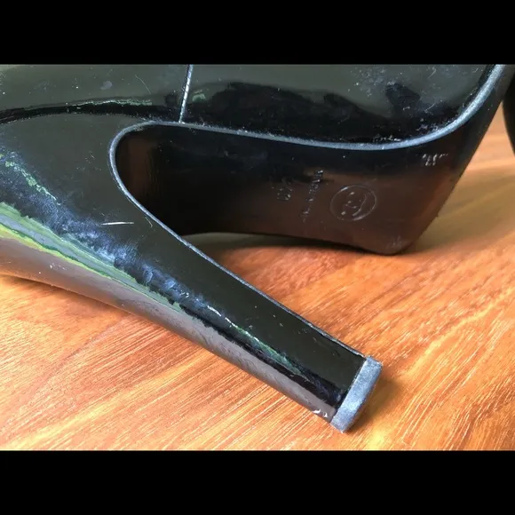 Chanel Paris New York Black Patent Leather Booties Heels Boots EU 40 US 9.5 - 10