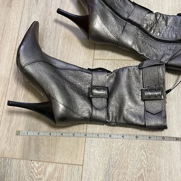 Charles David Collection metallic gray boots NWOT*