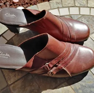 CLARK BROWN GENUINE LEATHER SLIDES MULES SHOES SIZE 12 3.5&quot; Heel