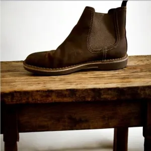 Clarks Brown Chukka Boots with High Quality Leather and Rugged Appearance