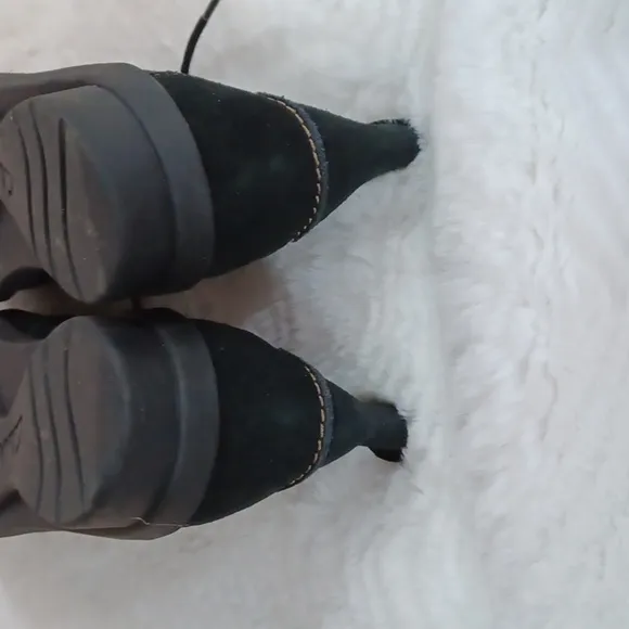 Clark's Men's Black Suede Low Cut Boots sz 11‎ M