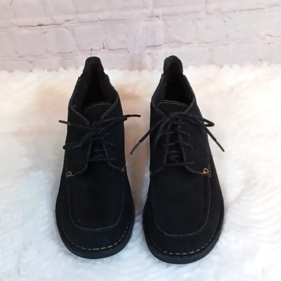 Clark's Men's Black Suede Low Cut Boots sz 11‎ M