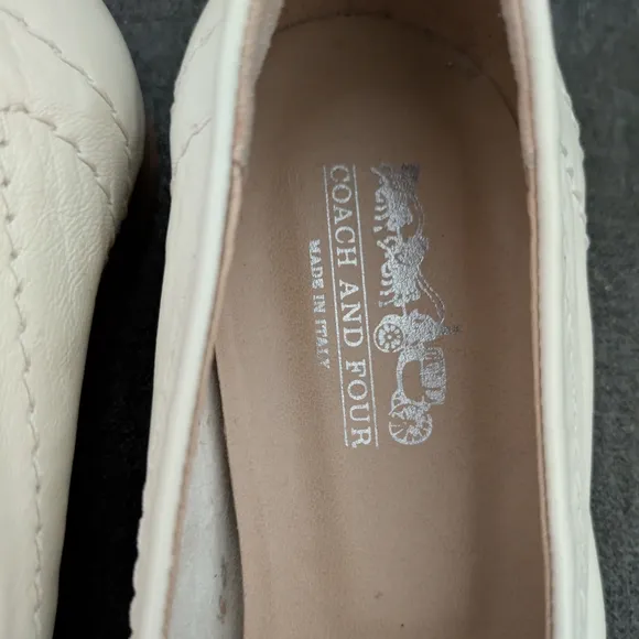 Coach And Four Dana Loafers Cream Leather Upper Slip-On Style Size 8 Casual Wear