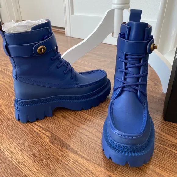 Coach Leather Lug Style Boots with Gold Turnlock Closure in Sapphire Blue 6