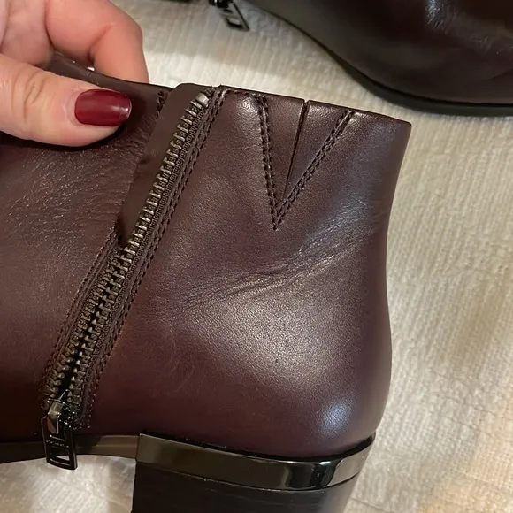 COACH - NWT - dark red/brown booties