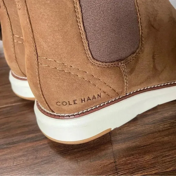 Cole Haan- Men’s Chelsea Nubuck leather boots-Size 8 NWT