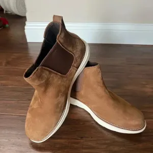 Cole Haan- Men’s Chelsea Nubuck leather boots-Size 8 NWT
