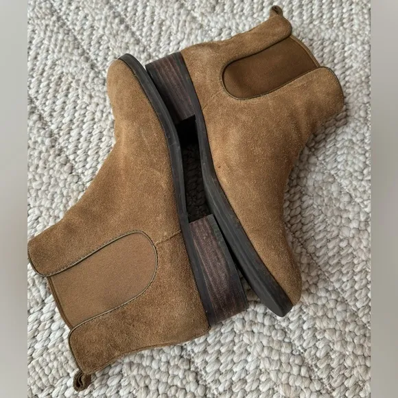 Cole Haan Women's Landsman Boot Chelsea Camel Tan Brown Suede women’s size 9
