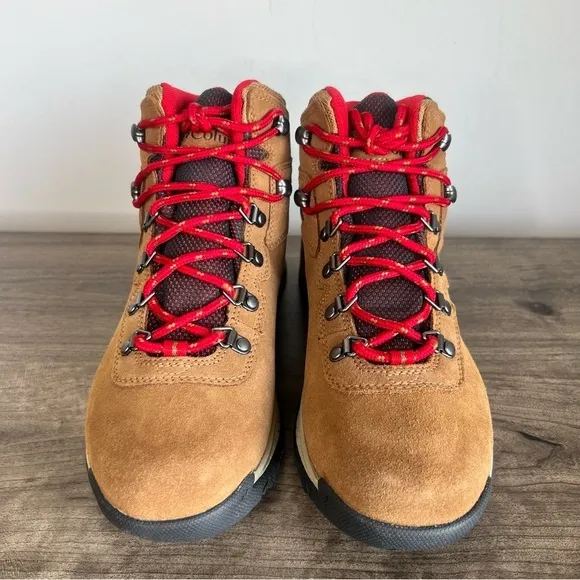 Columbia Newton Ridge Plus Waterproof Amped Women's Boot Size 9 SKU#24295