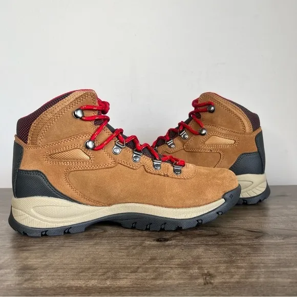 Columbia Newton Ridge Plus Waterproof Amped Women's Boot Size 9 SKU#24295