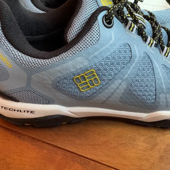 Columbia Women's Blue Grove Heights Low OD Hiking Athletic SHOES Trail Running 7