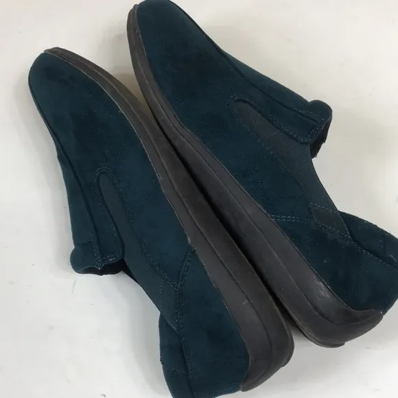 Comfort Well By Beacon Slippers Shoes Size 11/WW