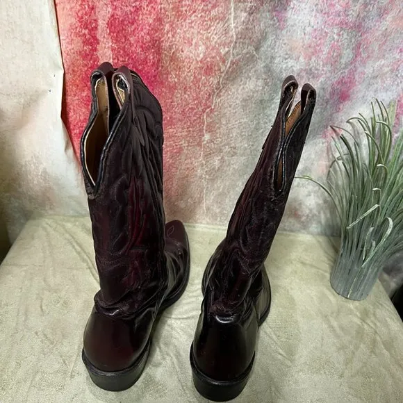 📌Cowboy Boots Dark Brown Oil Resistant Hypalon Non-Marking looks like new