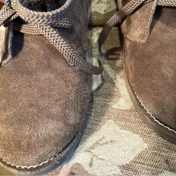 Crewcuts Suede Chukka Boot shoes for kids, size K3
