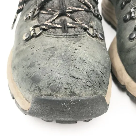 DANNER Mountain 600 4.5&quot; Jet Black 200 gram Boots Hiking Outdoor Womens 10