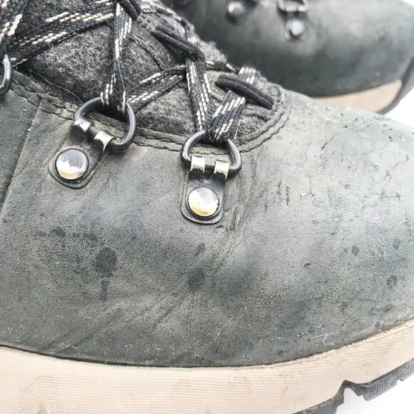 DANNER Mountain 600 4.5&quot; Jet Black 200 gram Boots Hiking Outdoor Womens 10