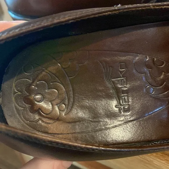 Dansko Clogs Pumps Womens 39 Beth Comfort Shoes Floral Stitch Napa Brown Leather