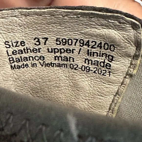 Dansko Lizette Waterproof Nubuck Slip On Ankle Chelsea Boots Gray Women 6.5-7 US