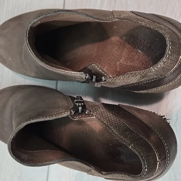 Dansko Women Marcia Ankle Leather Mule Clog shoes boots sz 39/8.5-9