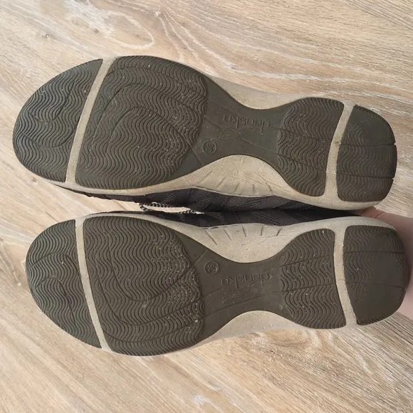 Dansko Women's Gray Casual Shoes size 38 Euro (8 US)