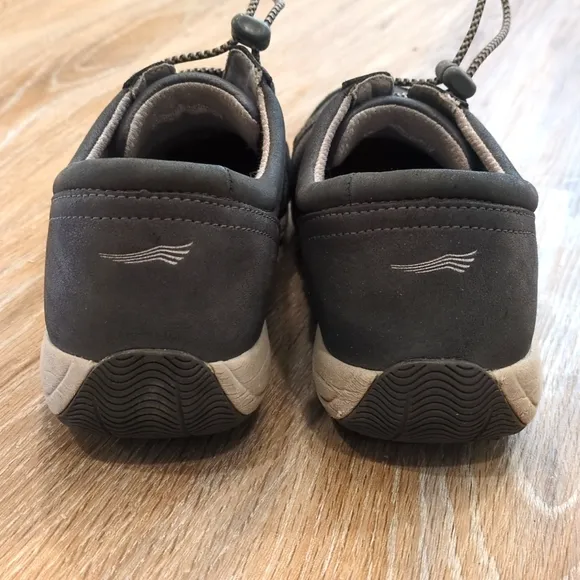 Dansko Women's Gray Casual Shoes size 38 Euro (8 US)