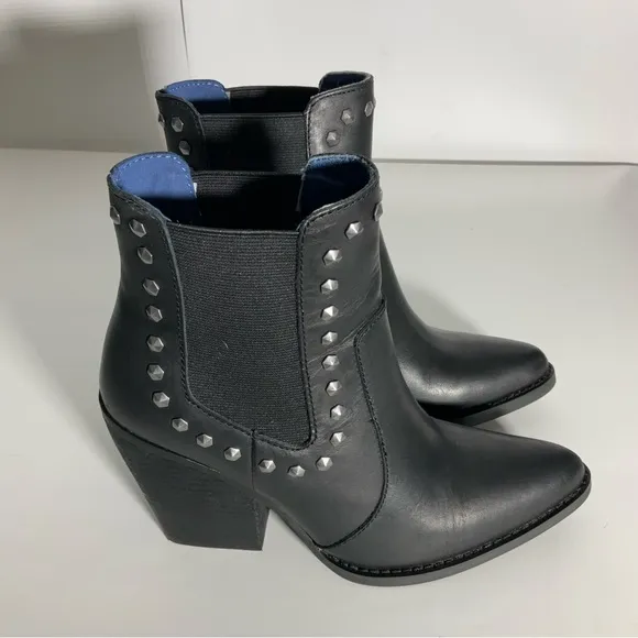 Dingo Women’s Leather Black Stay Sassy Western Metal Studded 3” Heel Boots Sz 7M