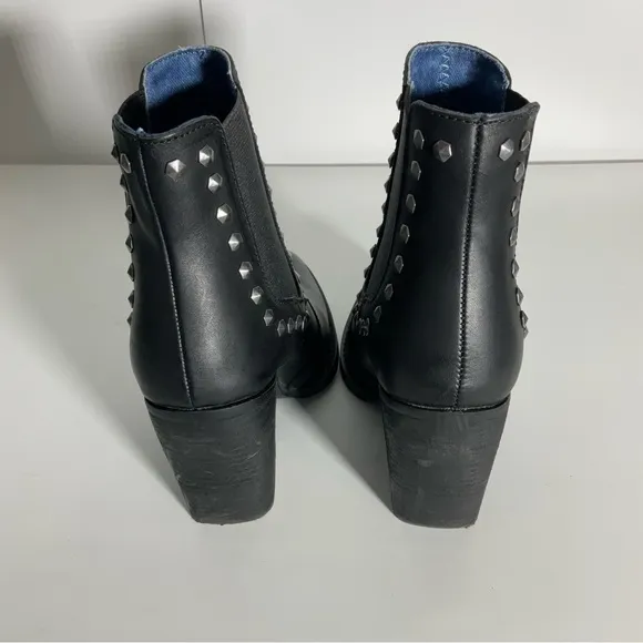 Dingo Women’s Leather Black Stay Sassy Western Metal Studded 3” Heel Boots Sz 7M