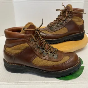Dinner Mountain Boots Vibram Sole