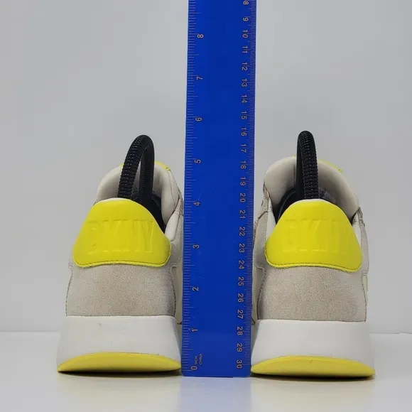 DKNY Womens Size 7M OAKS LOGO Lace Up Lifestyle Casual Shoes Beige/Yellow New