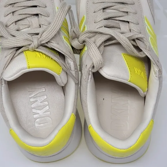 DKNY Womens Size 7M OAKS LOGO Lace Up Lifestyle Casual Shoes Beige/Yellow New