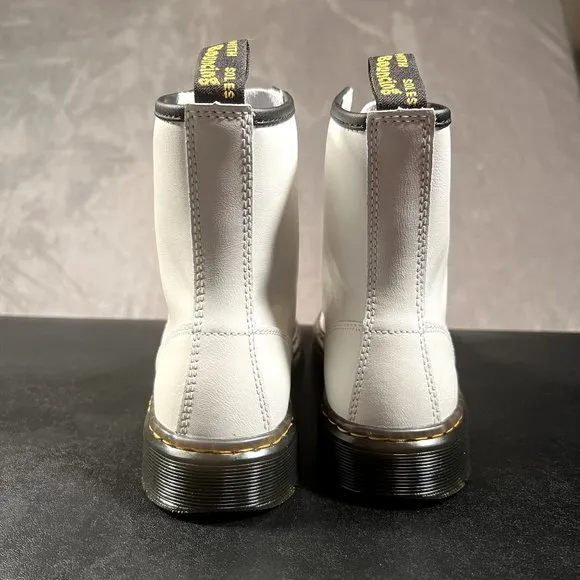 Doc Marten Zavala Boots Men's 8 White Black Punk Rock Boots