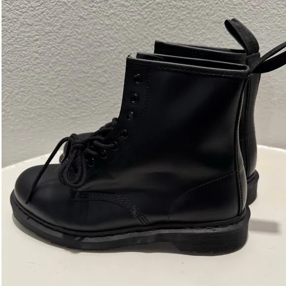 DOC MARTEN'S $170 Aire Wair 1460 Mono Smooth Leather Lace Up Boots M 11 W 12