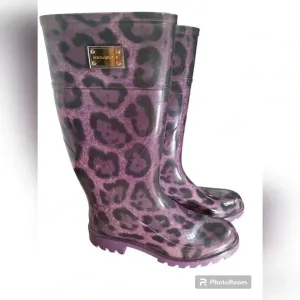 Dolce &amp; GabbanaDolce and Gabbana Purple Leopard Print Wellington Rubber Boots