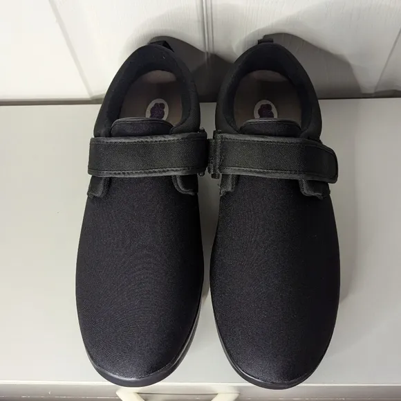 Dr Comfort Mens Size 10.5 W Black Casual Strapped Shoes Sneakers Diabetic Carter