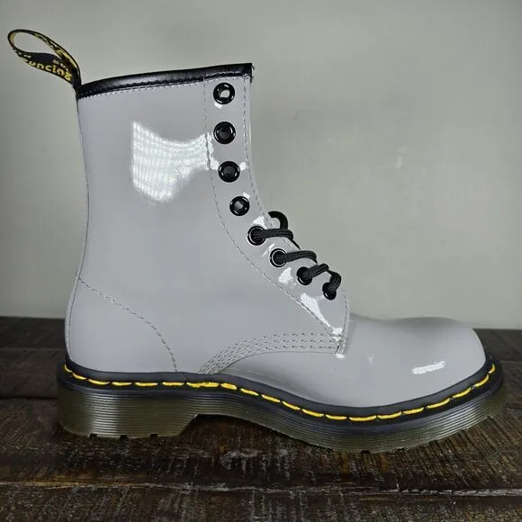 Dr. Doc Martens 1460 Womens Size 6 Lace Up Boots Gray Patent Leather 27635
