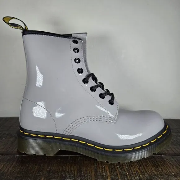 Dr. Doc Martens 1460 Womens Size 6 Lace Up Boots Gray Patent Leather 27635