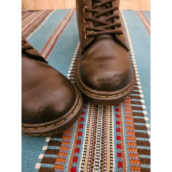 Dr. Doc Martens Brown Leather Boots Junior Size US 1 EU 32 UK 13 1460 J
