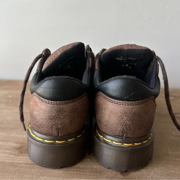 Dr Doc Martens Shoes Casual Oxford8052 Brown Leather Comfort Lace Up Kids Sz 6