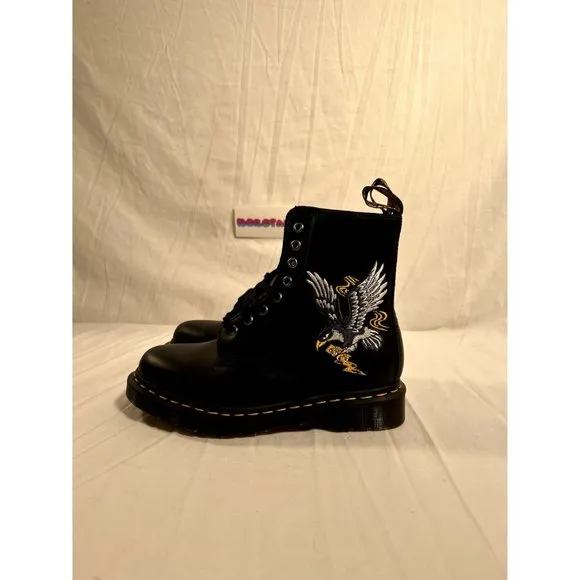 Dr Marten 1460 Souvenir Boots Womens sz 6 Black