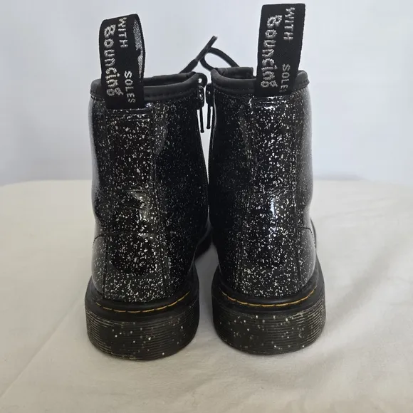 DR. MARTENS '1460' BOOTS COMBAT COSMIC GLITTER BLACK SILVER UNISEX (5W 4M)